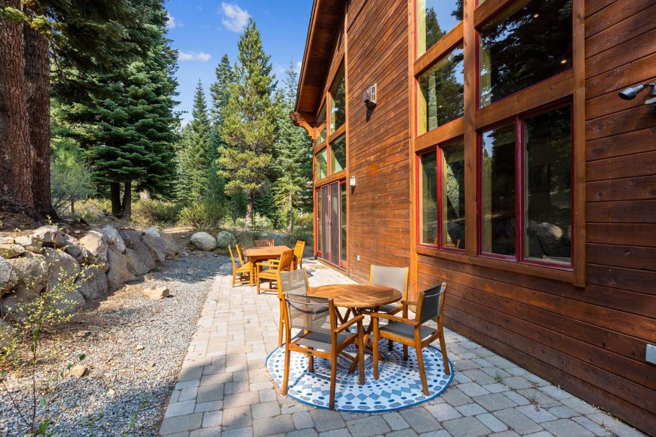 Bear Meadows Lodge - Hot Tub - Tahoe Donner Home Truckee Exterior foto