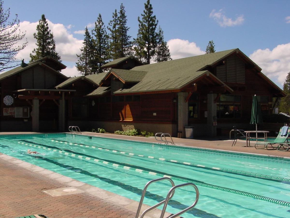 Bear Meadows Lodge - Hot Tub - Tahoe Donner Home Truckee Exterior foto